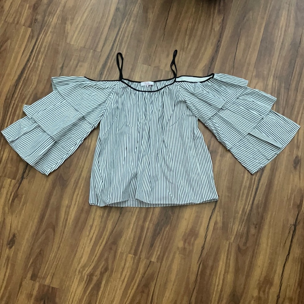 Parker cold shoulder flamenco blouse size medium